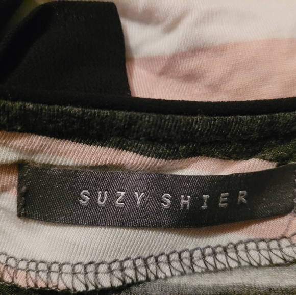 Sleeveless stripe top, with bows. - Picture 4 of 6